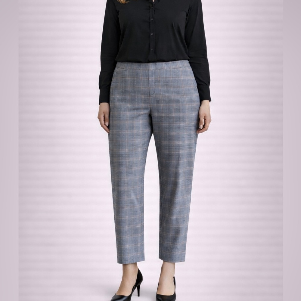 Time and Tru Gray Trousers with Classic Plaid Design